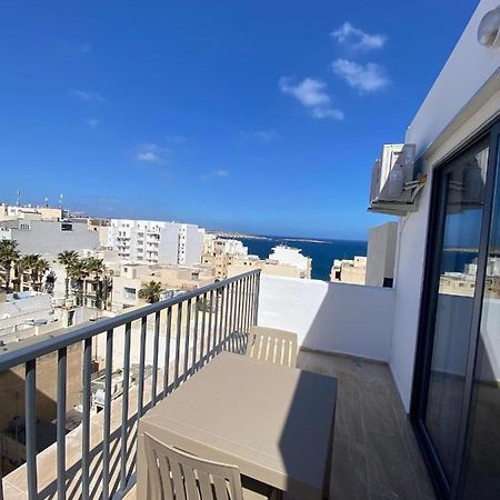 Broadway By The Sea St. Paul's Bay Exterior foto